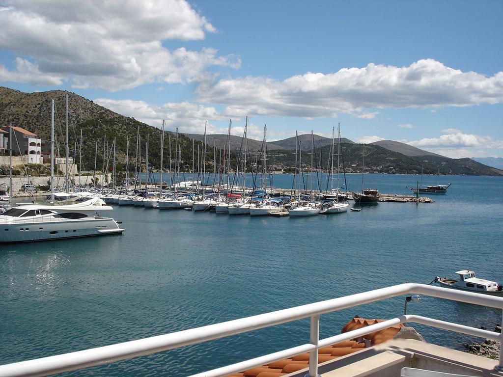 Apartments Olea Marina Luaran gambar