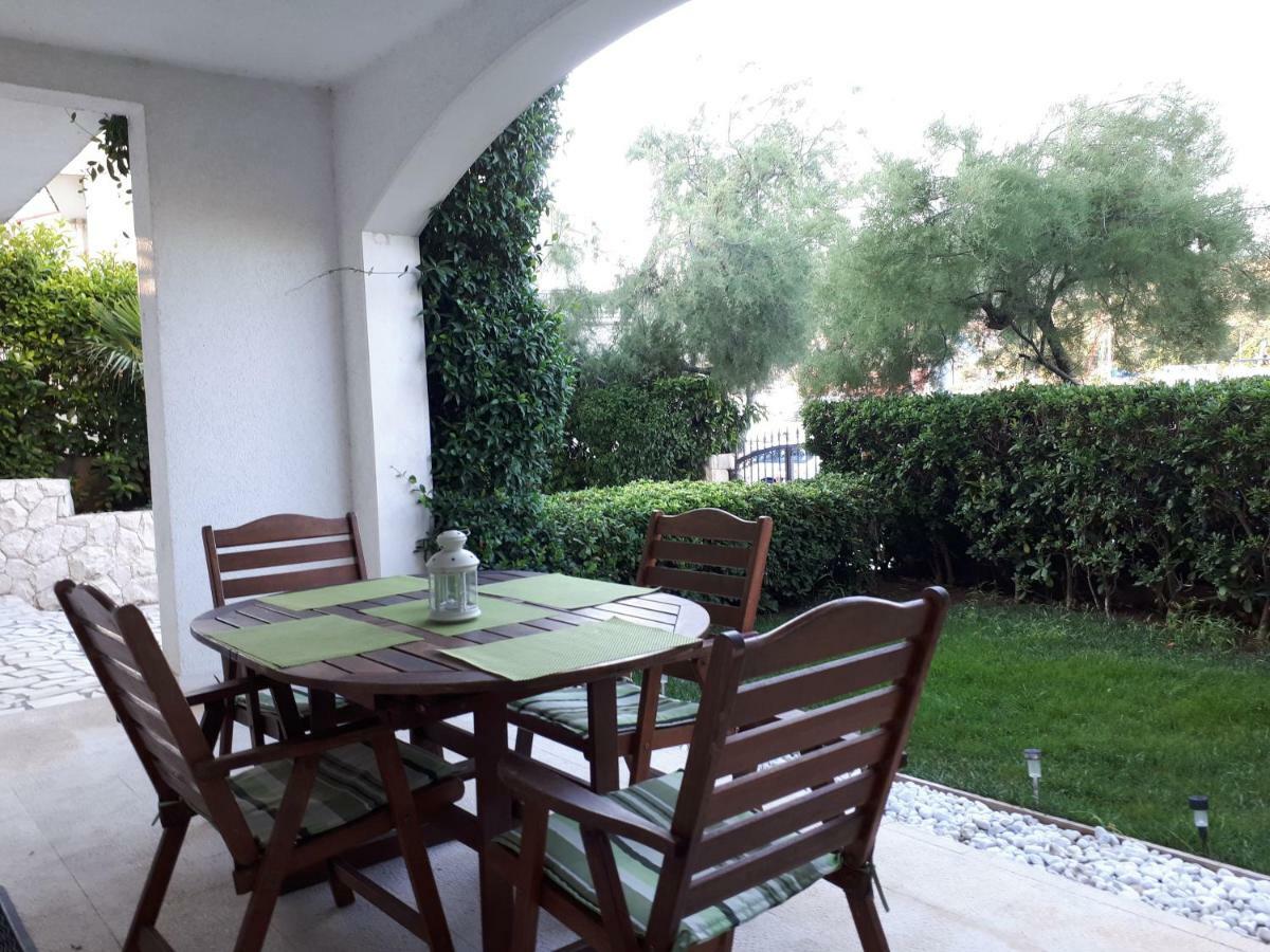 Apartments Olea Marina Luaran gambar